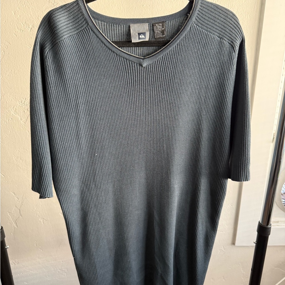 Quiksilver Men's Charcoal V-Neck Sweater